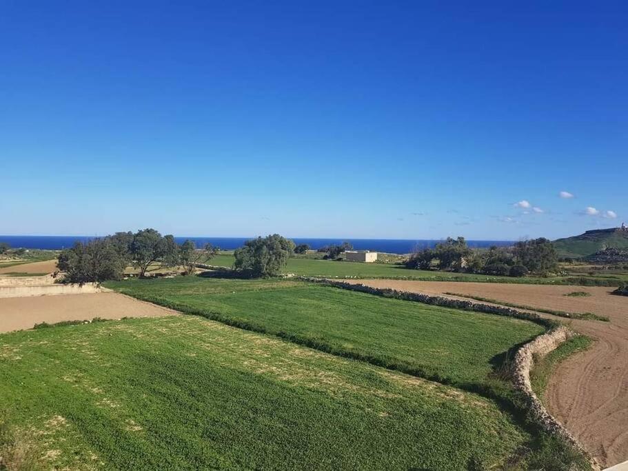 Villa With Large Pool And Garden In Gozo Gharb (Gozo)