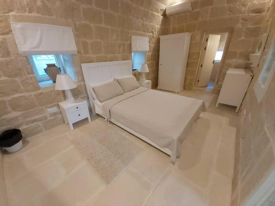 Villa With Large Pool And Garden In Gozo *
