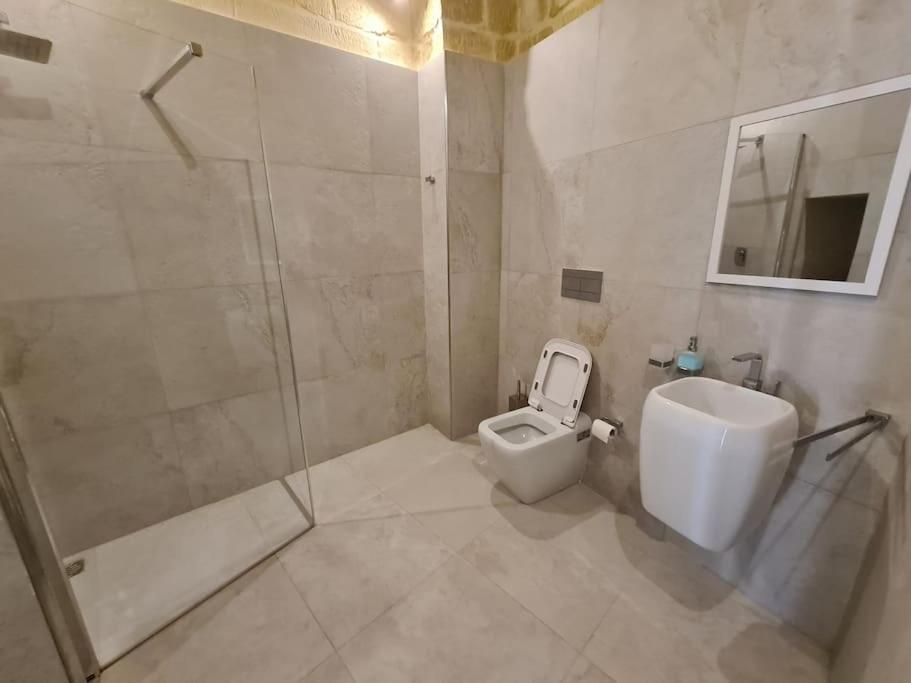 With Large Pool And Garden In Gozo Villa Gharb (Gozo)